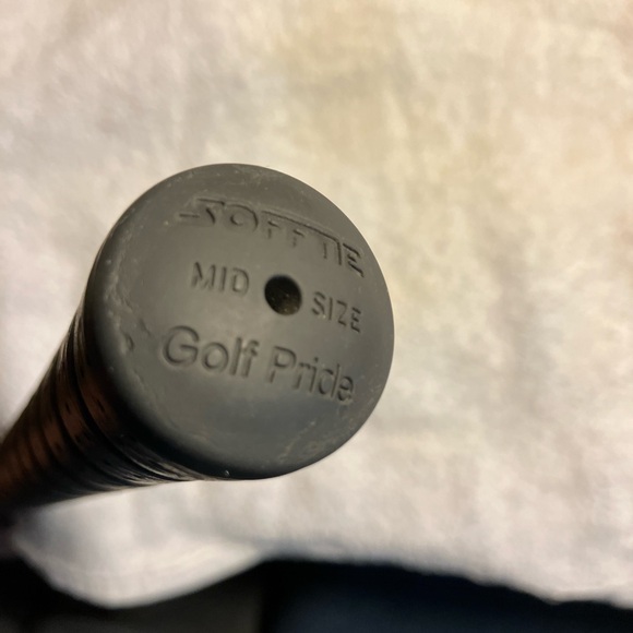 TaylorMade R9 TP 8 Iron - Picture 5 of 6